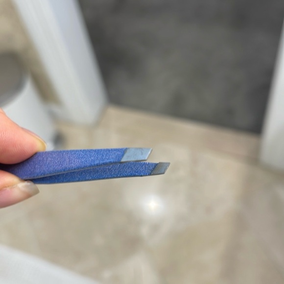 Tweezerman tweezers - Picture 2 of 2